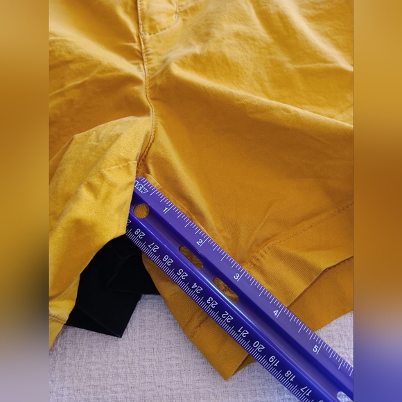 Old Navy Everyday Shorts Yellow and Black Casual Shorts Set - Size 6 - Picture 10 of 11